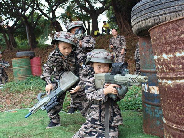 ”親子互動，快樂游戲“虎英小學二（3）班親子活動—大勝團隊